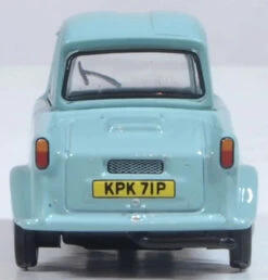 Oxford 1/76 AC Invacar Pale Blue -Model Toy Store 76INV001Rear 648x678 30270117 14fd 4c5b a480 818e1f77761b