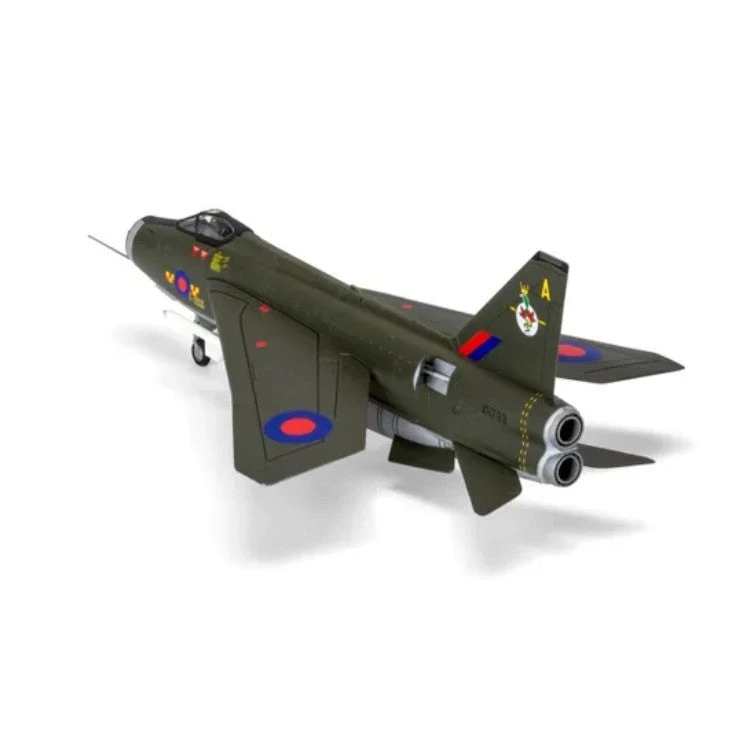 Airfix 172 English Electric Lightning F.2A Starter Set 3 Airfix 172 English Electric Lightning F.2A Starter Set - Image 3