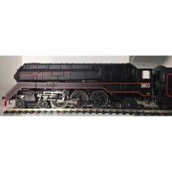 HO C38 Class 462 Pacific Express Passenger Locomotive 3803 Black With Red Lining Final Colour Sche