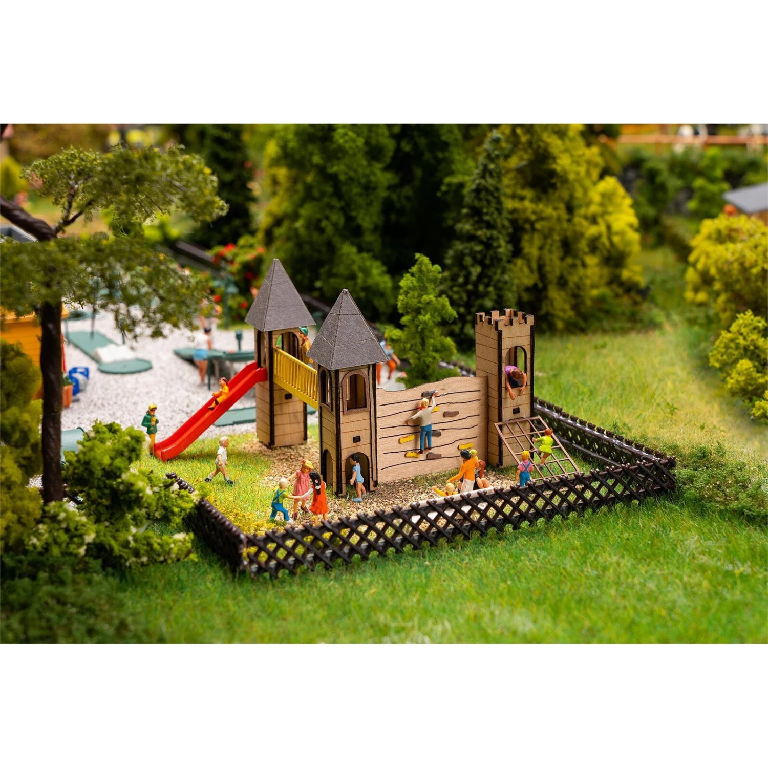 Faller HO Playground 2 Faller HO Playground - Image 2