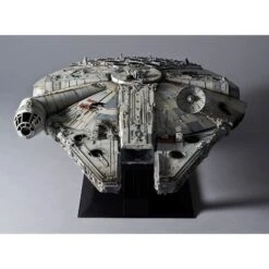 PG 1/72 MILLENNIUM FALCON 27 PG 1/72 MILLENNIUM FALCON -Model Toy Store G0216384 1