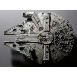 PG 1/72 MILLENNIUM FALCON 26 PG 1/72 MILLENNIUM FALCON -Model Toy Store G0216384 2