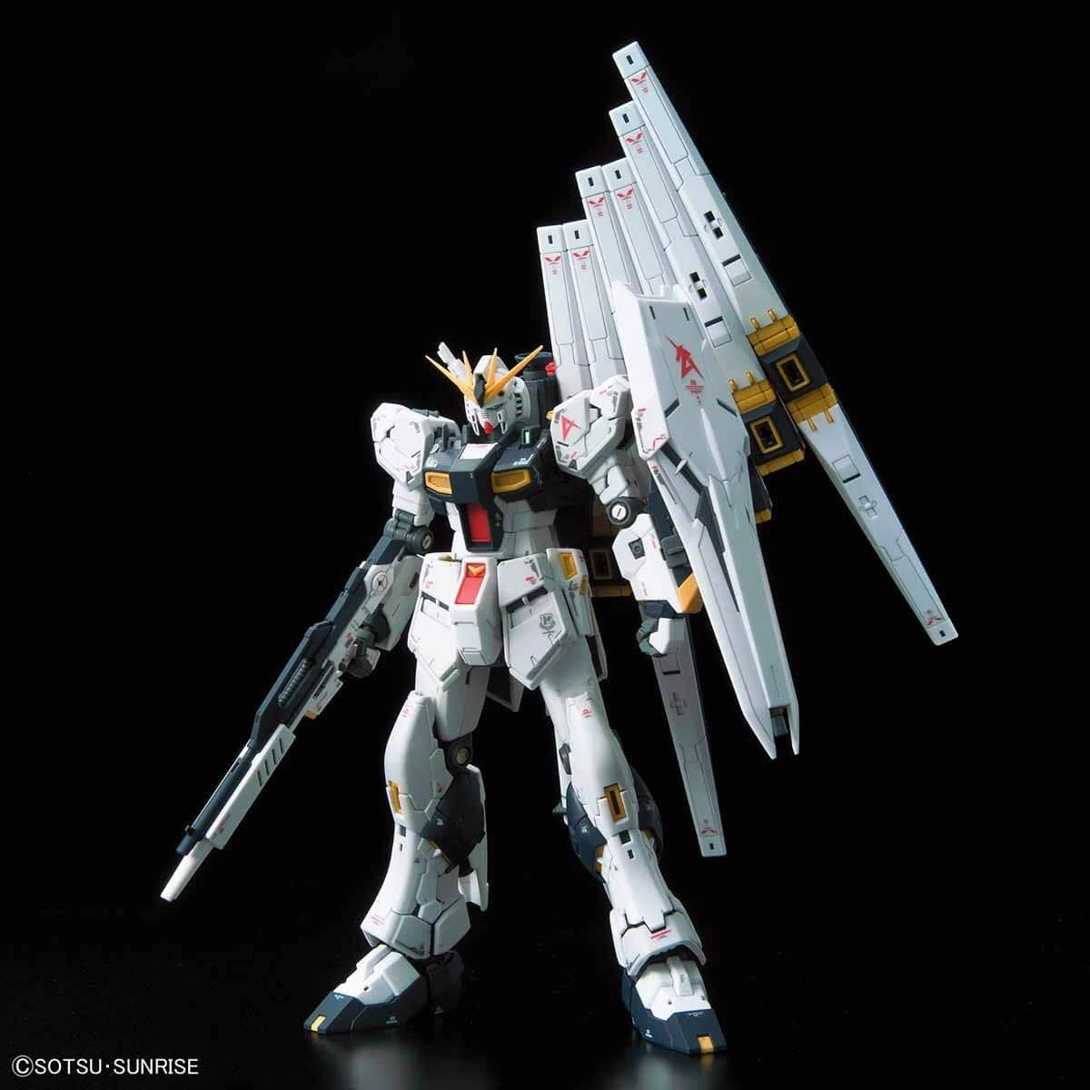 Bandai RG 1/144 NU GUNDAM 1 Bandai RG 1/144 NU GUNDAM