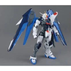 Bandai 1/100 MG FREEDOM GUNDAM Ver.2.0 -Model Toy Store G5061611 2