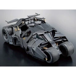 Bandai 1/35 SCALE MODEL KIT BATMOBILE BATMAN BEGINS Ver. -Model Toy Store G5062184 2