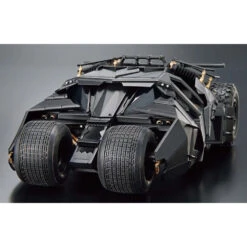 Bandai 1/35 SCALE MODEL KIT BATMOBILE BATMAN BEGINS Ver. -Model Toy Store G5062184 3