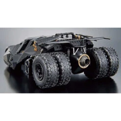Bandai 1/35 SCALE MODEL KIT BATMOBILE BATMAN BEGINS Ver. -Model Toy Store G5062184 4