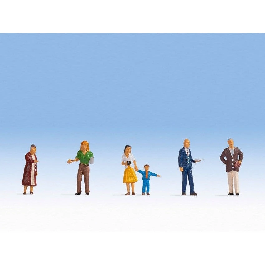 HO Pedestrians 2 HO Pedestrians - Image 2