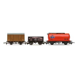 Hornby HO TRIPPLE WAGON PACK MIXED WAGONS WITH BOX VAN ERA 3