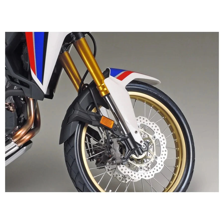 Tamiya 1/6 Honda CRF1000L Africa Twin 11 Tamiya 1/6 Honda CRF1000L Africa Twin - Image 11