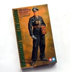 Tamiya 1/16 German Wehrmacht Tank Crewman -Model Toy Store T36301