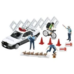 1/64 Diocolle 64 #Carsnap Police Set With Accessories