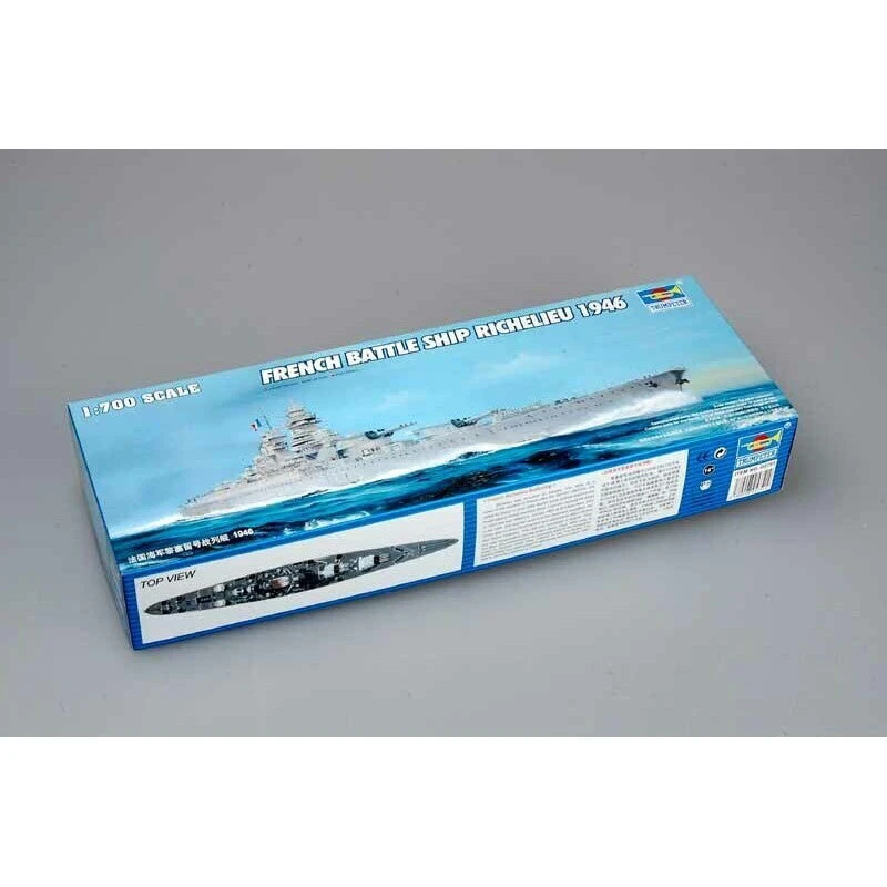 Trumpeter 05751 1/700 French Battleship Richelieu 1946 Plastic Model Kit 3 Trumpeter 05751 1/700 French Battleship Richelieu 1946 Plastic Model Kit - Image 3