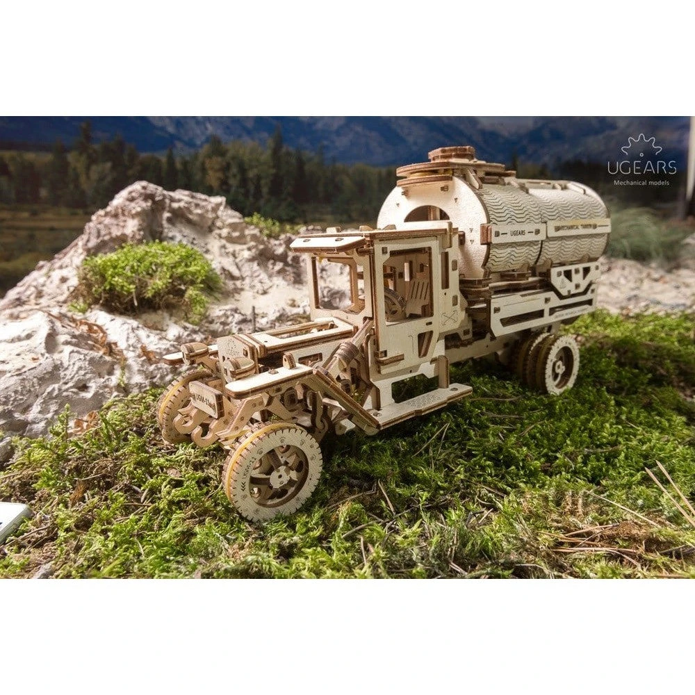 UGEARS 594pc UGM11 Truck With Tanker 7 UGEARS 594pc UGM11 Truck With Tanker - Image 7