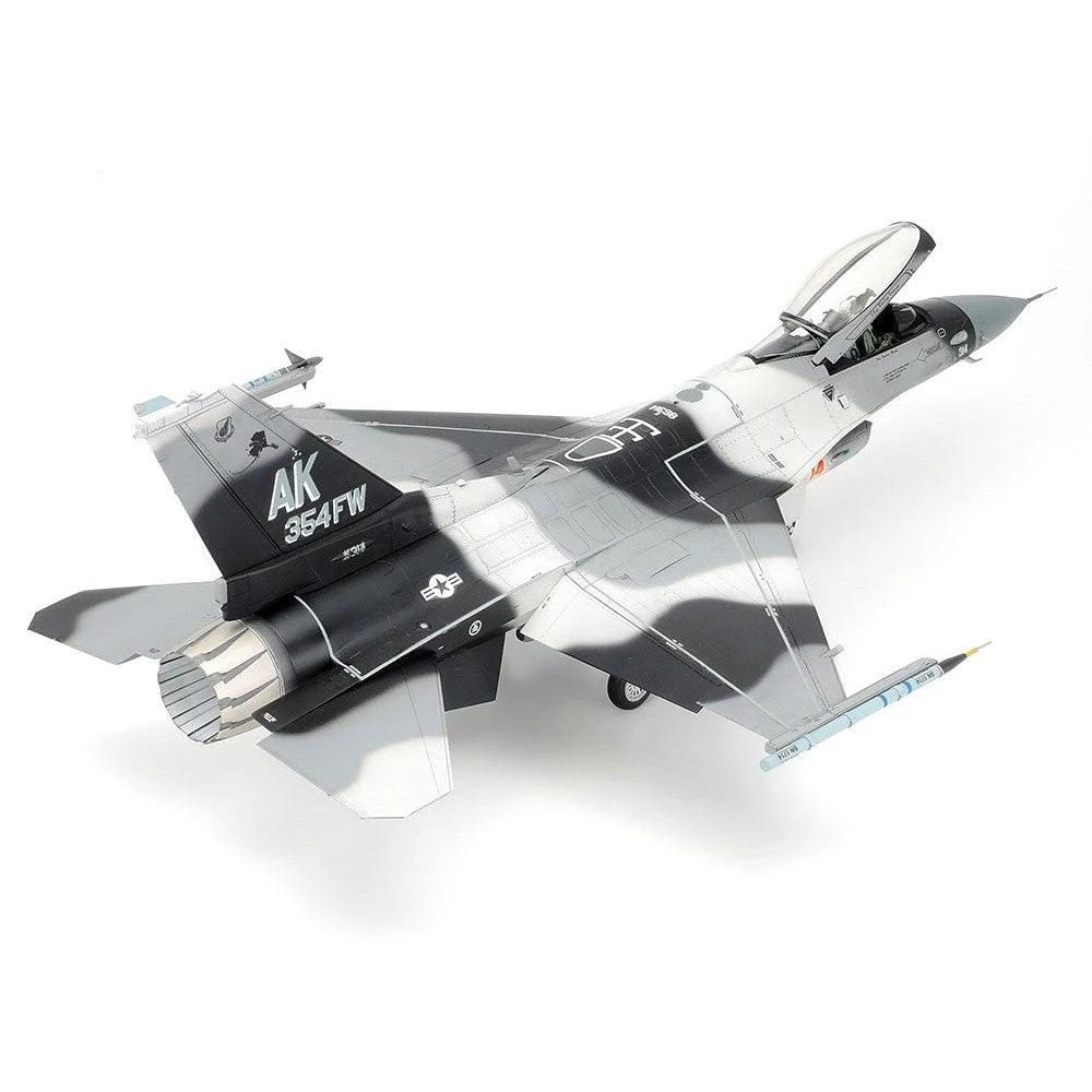 Tamiya 1/48 F16C/N Aggressor/Adversary 2 Tamiya 1/48 F16C/N Aggressor/Adversary - Image 2